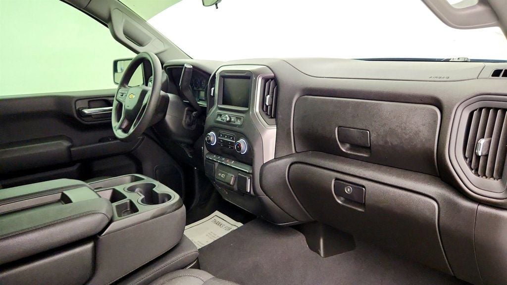 Used 2024 Chevrolet Silverado 1500 Custom AWD/4WD image 23