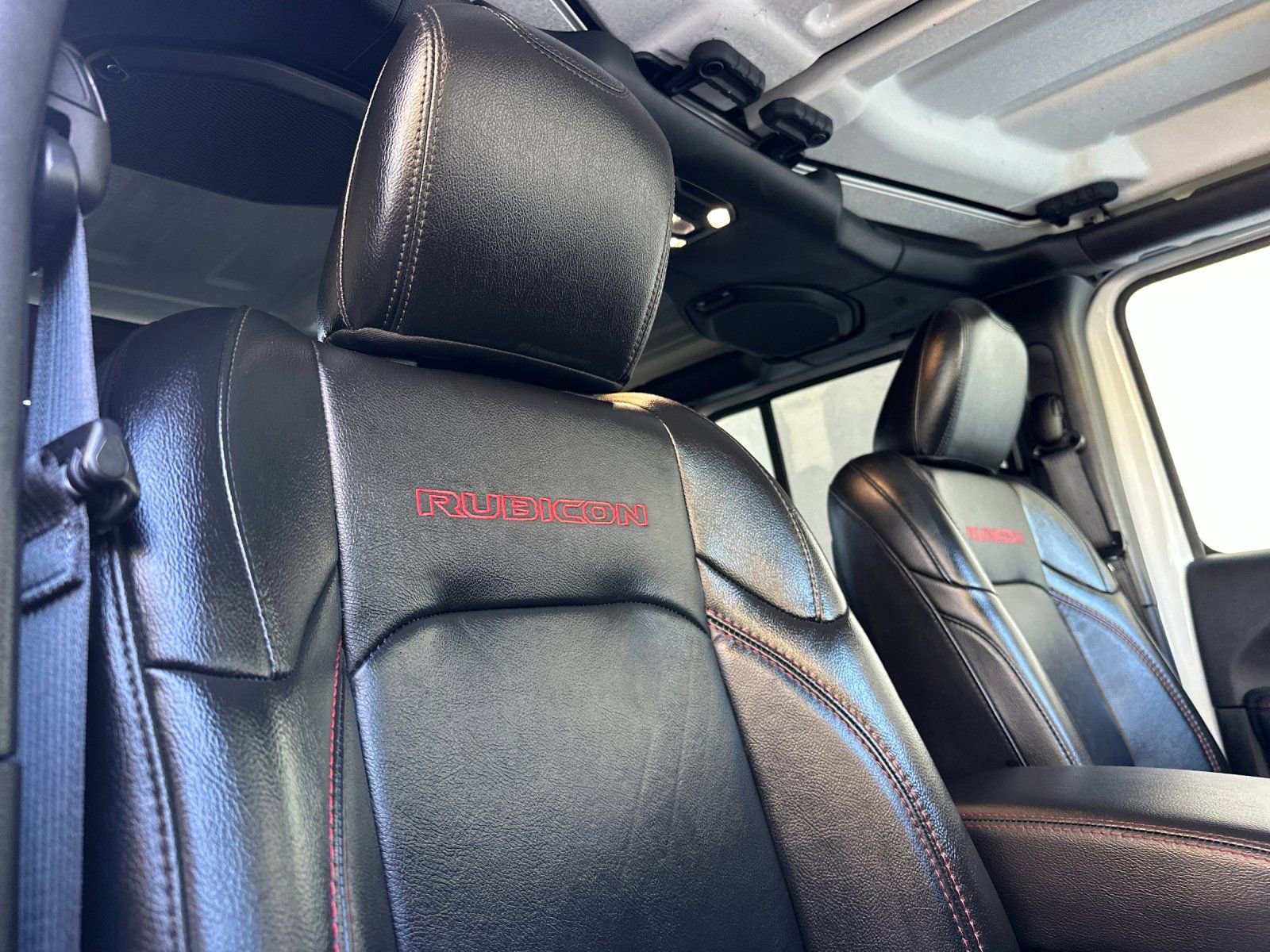 Used 2022 Jeep Gladiator Rubicon image 16