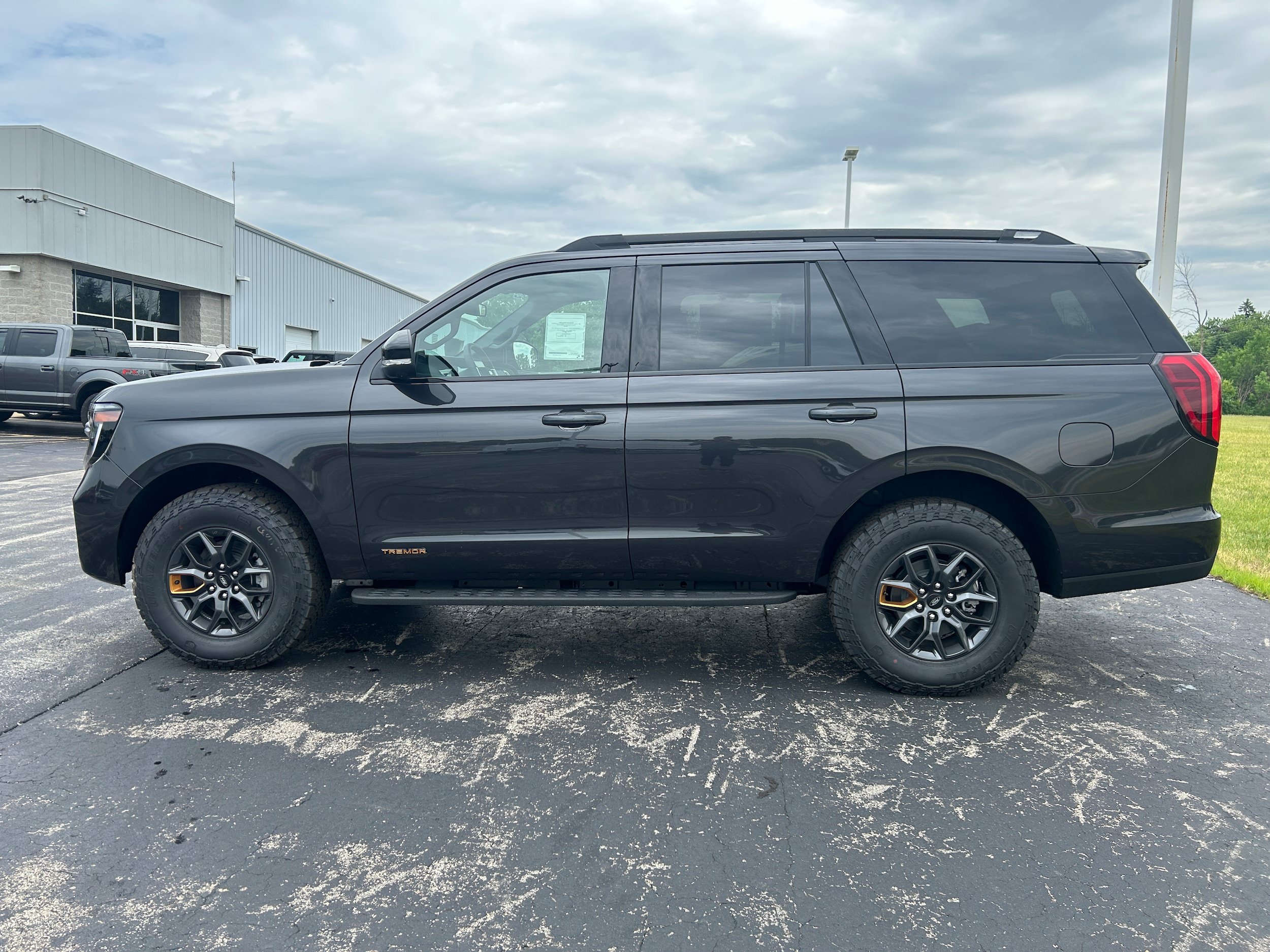New 2026 Ford Expedition Tremor AWD/4WD image 4