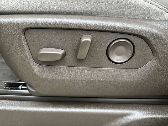 New 2026 GMC Yukon XL Elevation w/ Elevation Premium Package image 16