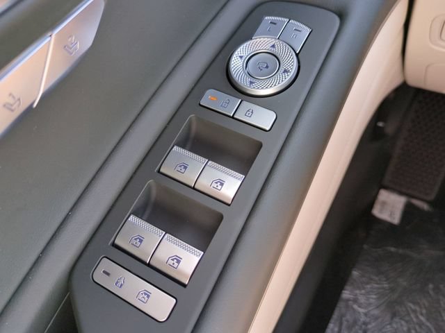Used 2025 Genesis GV80 2.5T Select AWD/4WD image 23
