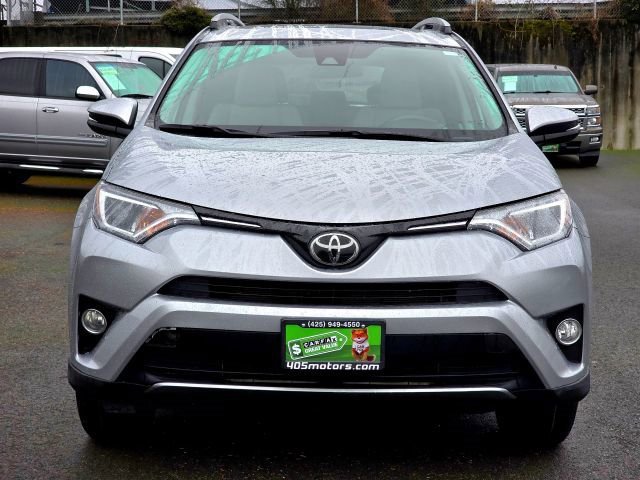 Used 2018 Toyota RAV4 XLE image 2
