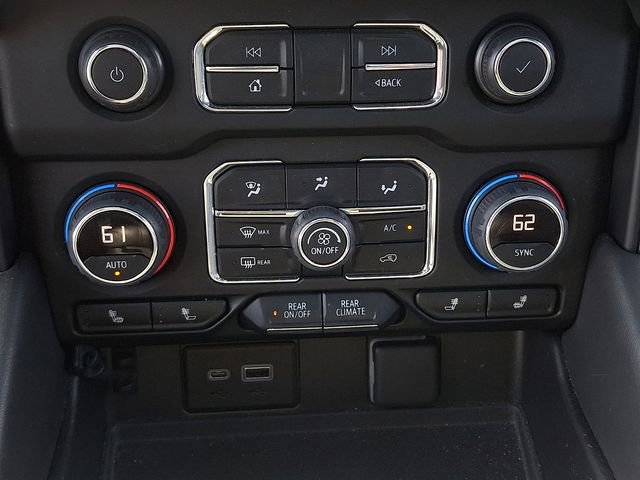 Used 2022 Chevrolet Tahoe RST w/ Sport Performance Package image 16