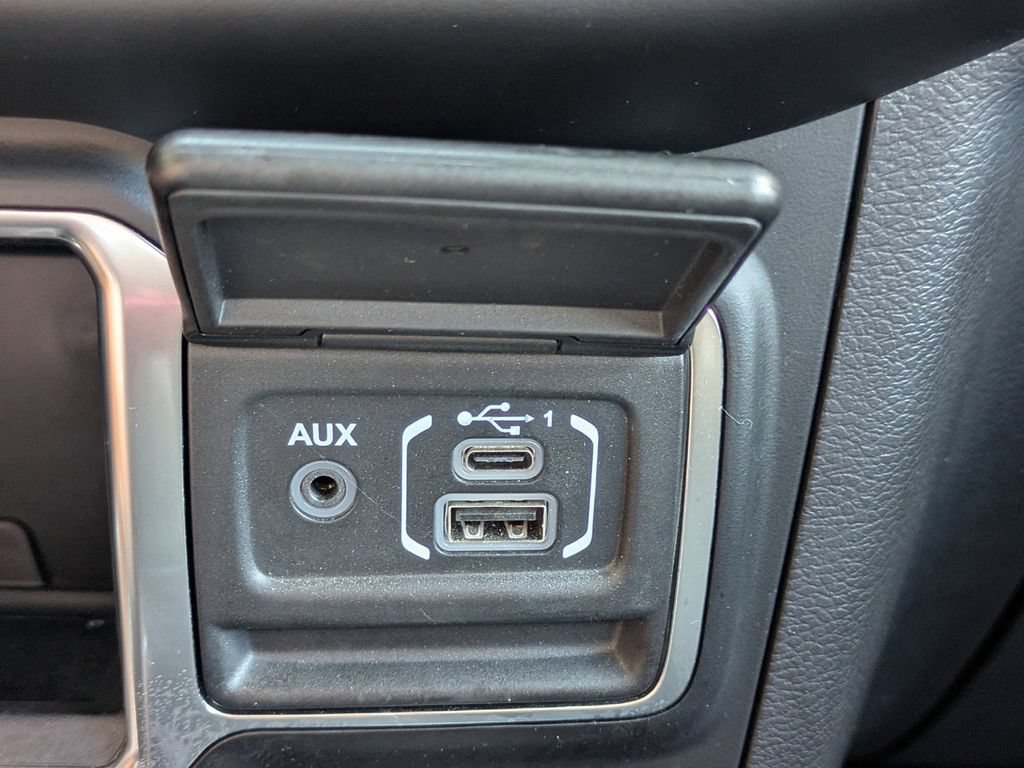 Used 2022 Jeep Gladiator Sport AWD/4WD image 22