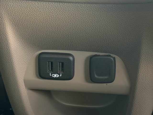 Used 2020 GMC Canyon SLT w/ Driver Alert Package RWD image 16