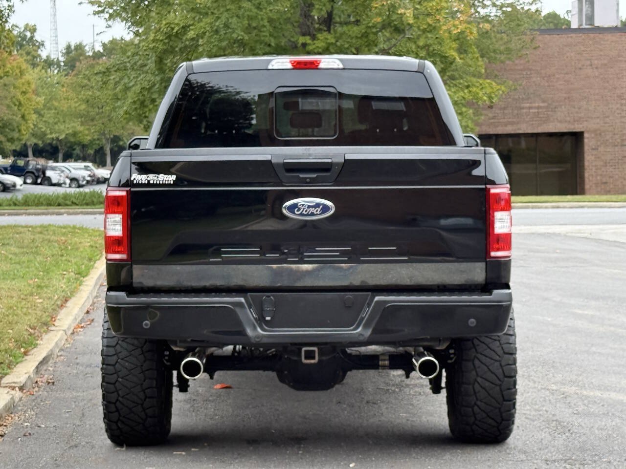 Used 2018 Ford F150 XLT w/ Equipment Group 302A Luxury AWD/4WD image 5