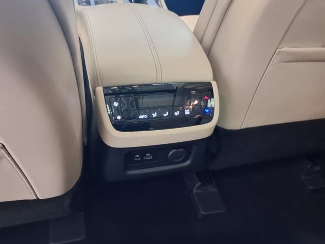 Used 2023 INFINITI QX60 Luxe w/ Cargo Package AWD/4WD image 17