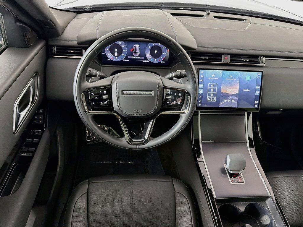 Certified 2026 Land Rover Range Rover Velar Dynamic SE AWD/4WD image 24