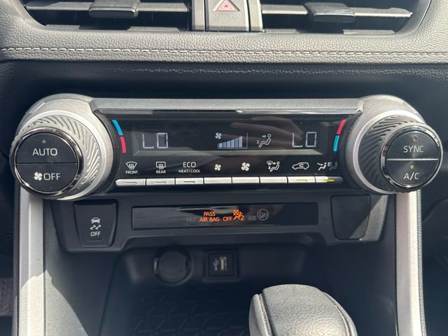 Used 2025 Toyota RAV4 XLE image 26