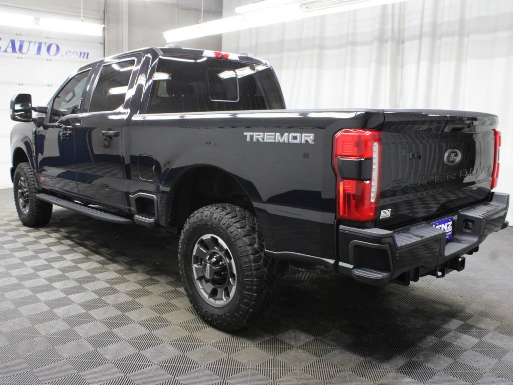 Used 2023 Ford F250 Lariat w/ Lariat Ultimate Package AWD/4WD image 6