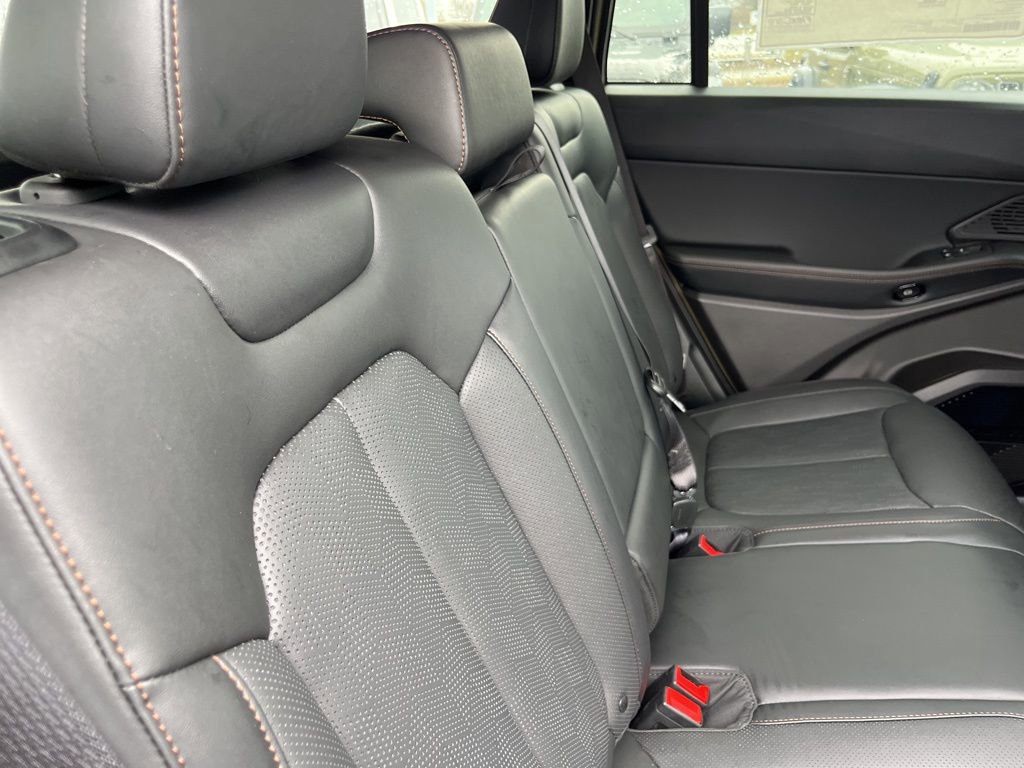 New 2026 Jeep Cherokee Overland image 44