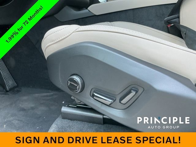New 2026 Volvo XC90 B6 Plus w/ Protection Package Premier image 26