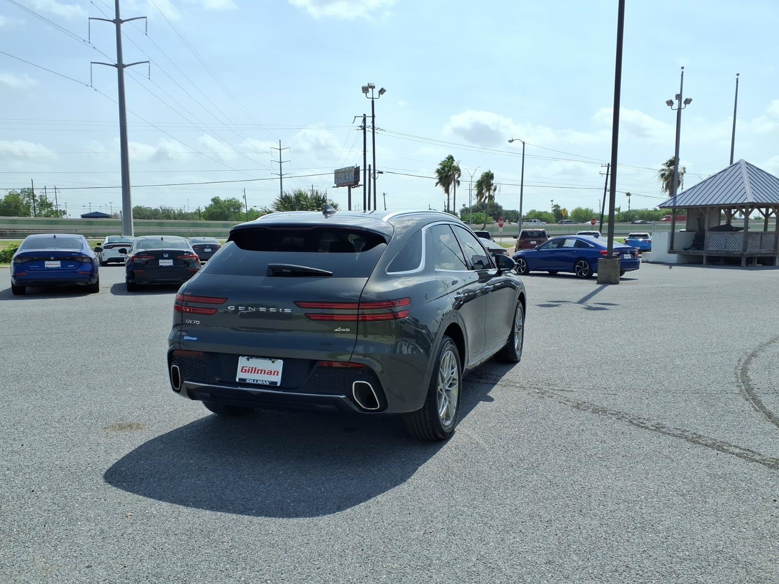 Used 2025 Genesis GV70 2.5T AWD/4WD image 8