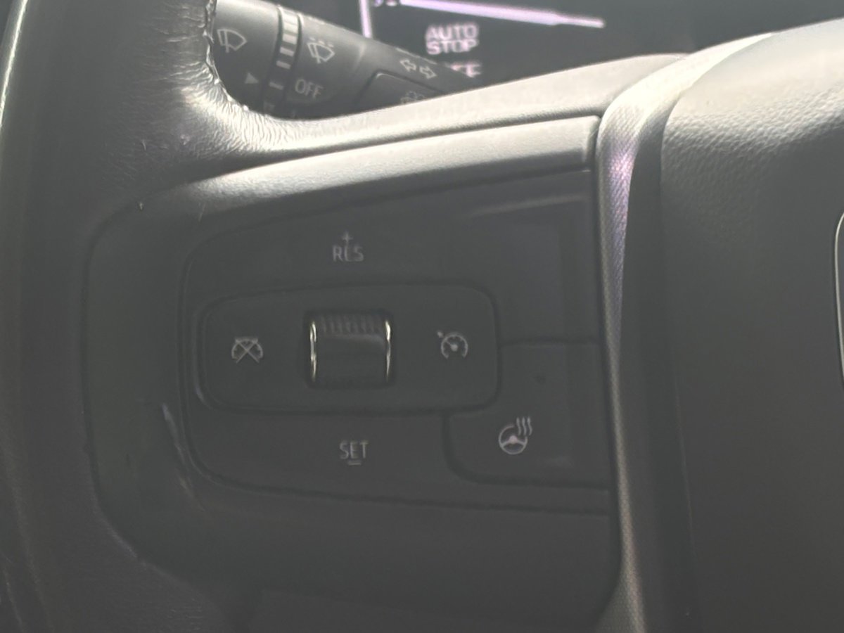 Used 2021 GMC Sierra 1500 SLT image 11