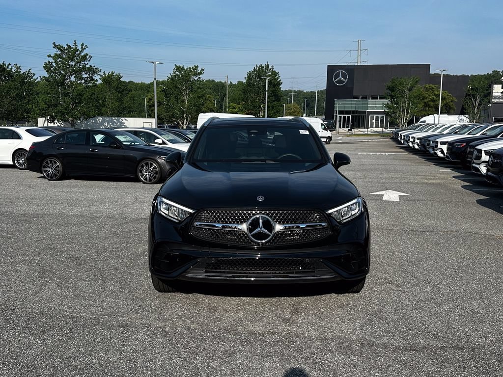 Certified 2025 Mercedes-Benz GLC 350e 4MATIC image 3