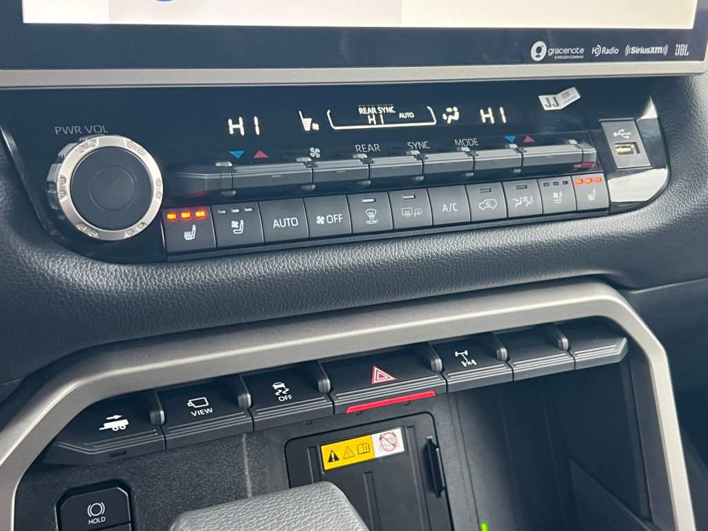 Used 2024 Toyota Sequoia Limited image 37