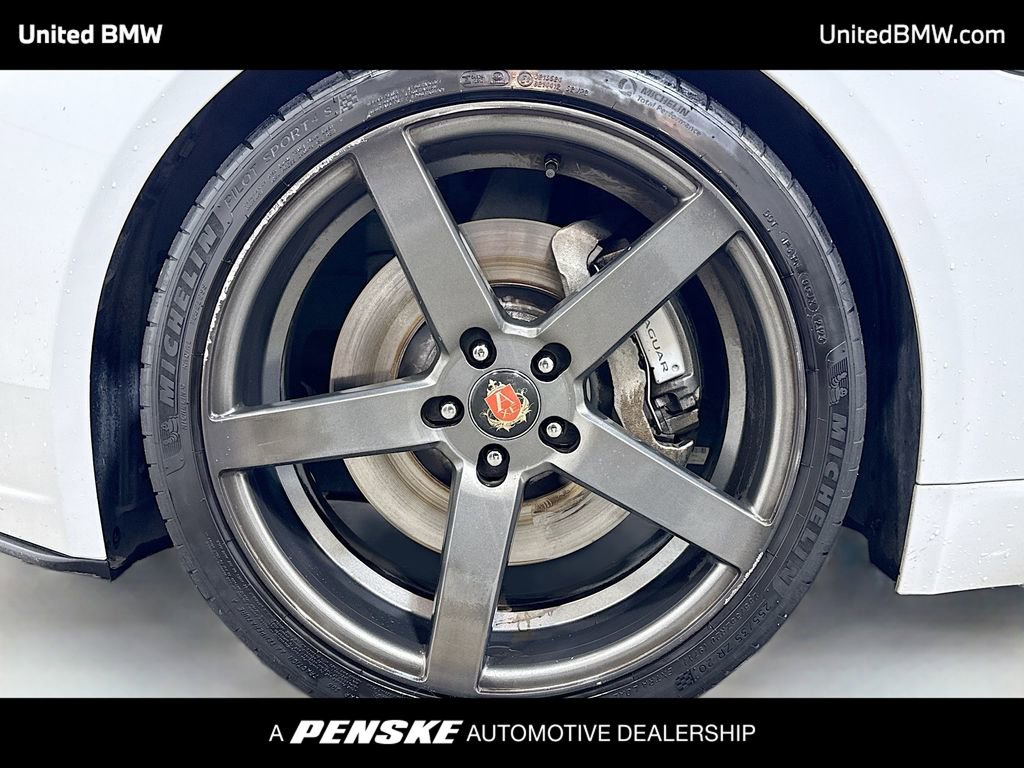 Used 2018 Jaguar F-TYPE Coupe RWD image 2