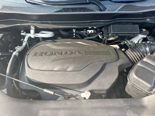 Certified 2023 Honda Passport TrailSport image 36