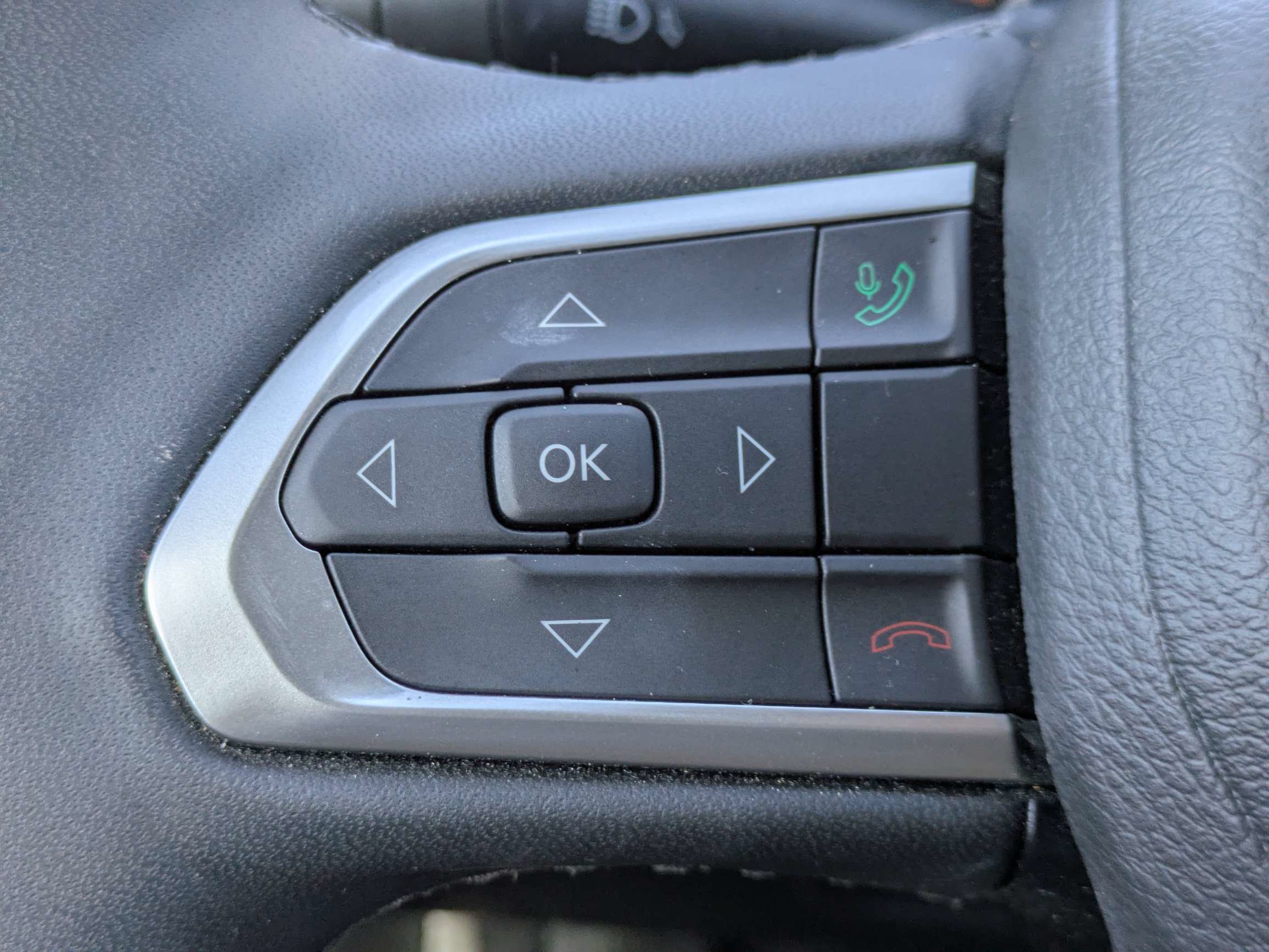 Used 2025 Jeep Compass Limited AWD/4WD image 31