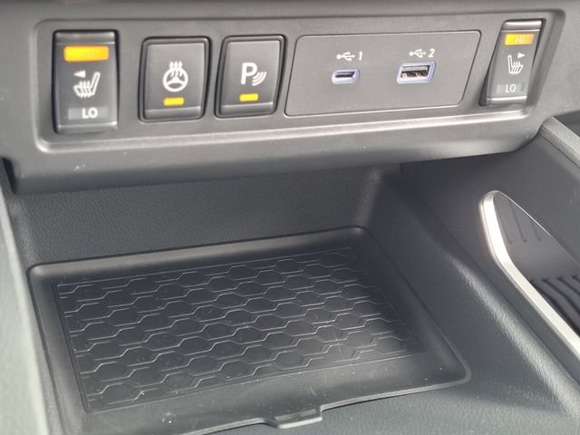 New 2026 Nissan Frontier SV w/ All-Weather Content Package AWD/4WD image 17
