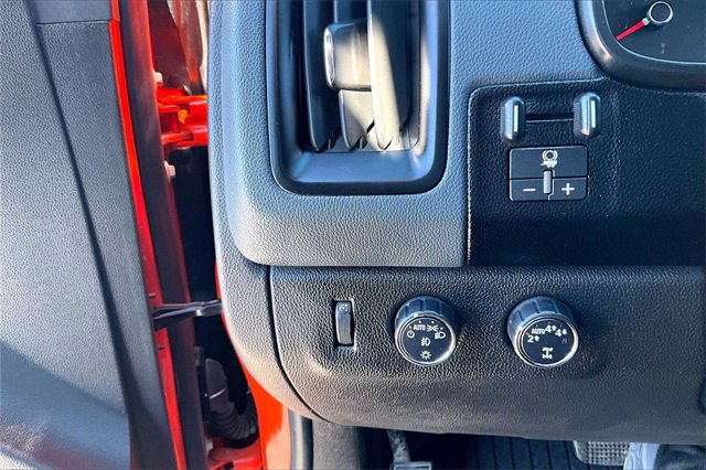 Used 2021 Chevrolet Colorado Z71 w/ Safety Package image 16