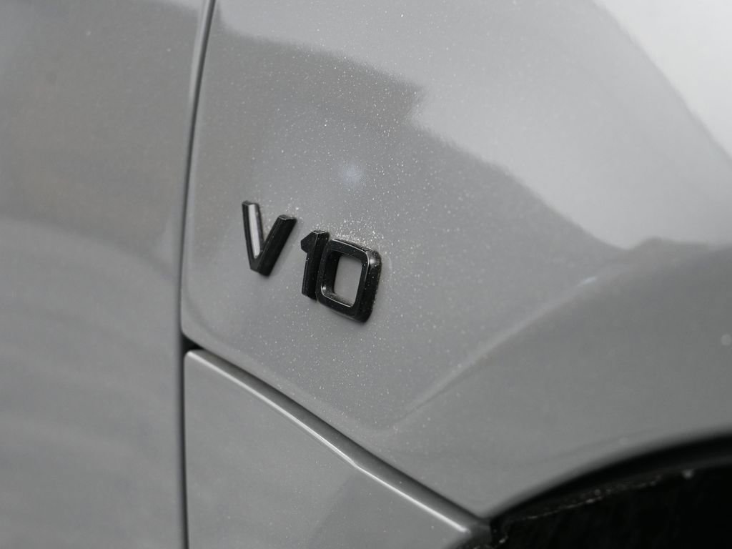 Used 2010 Audi R8 V10 image 27