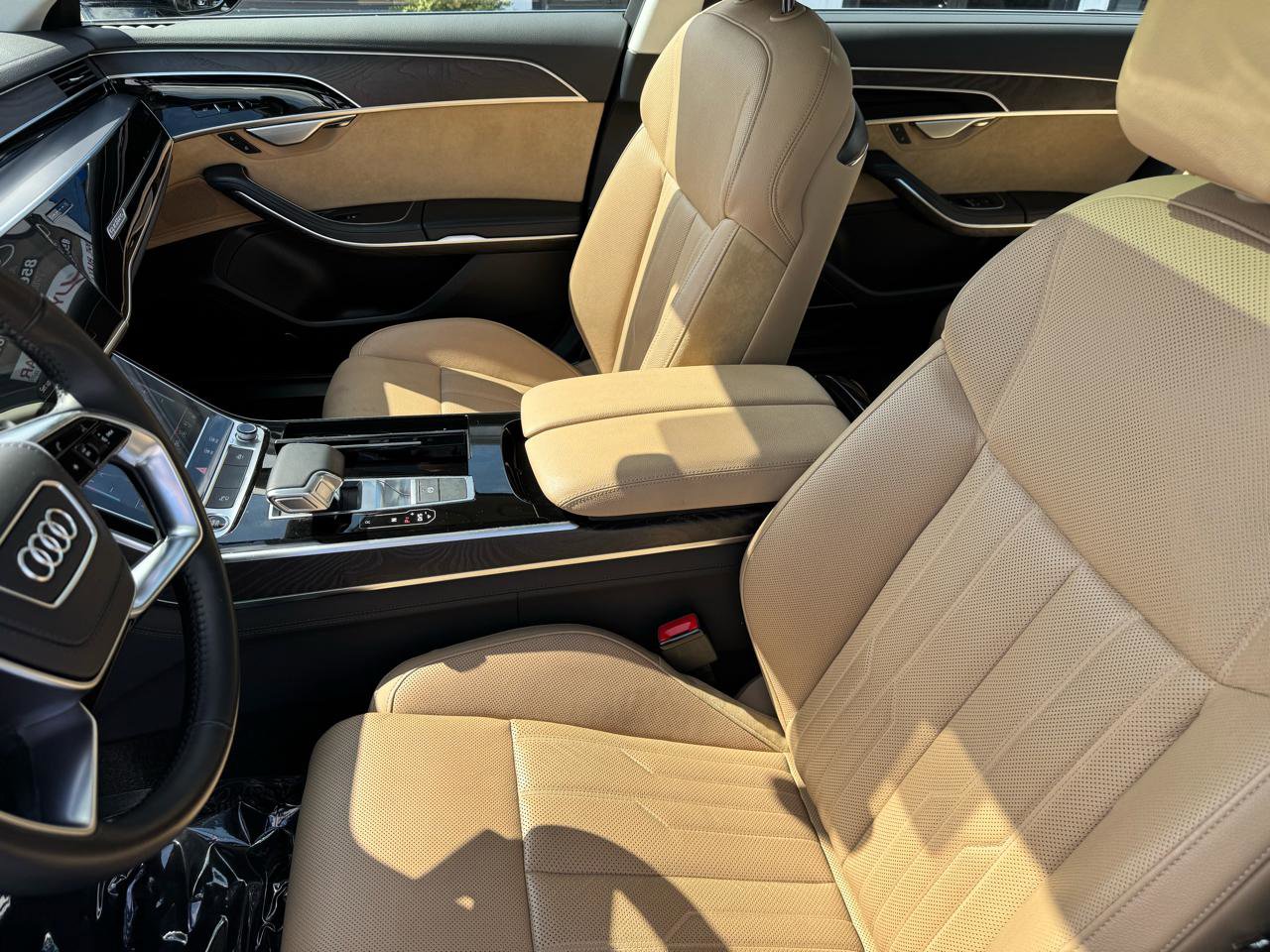 Used 2021 Audi A8 L 3.0T w/ Executive Plus Package image 12