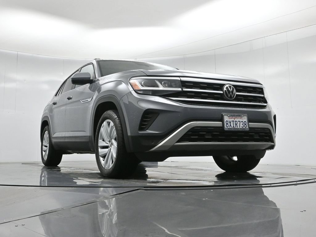 Used 2021 Volkswagen Atlas Cross Sport SE w/ Panoramic Sunroof Package image 48