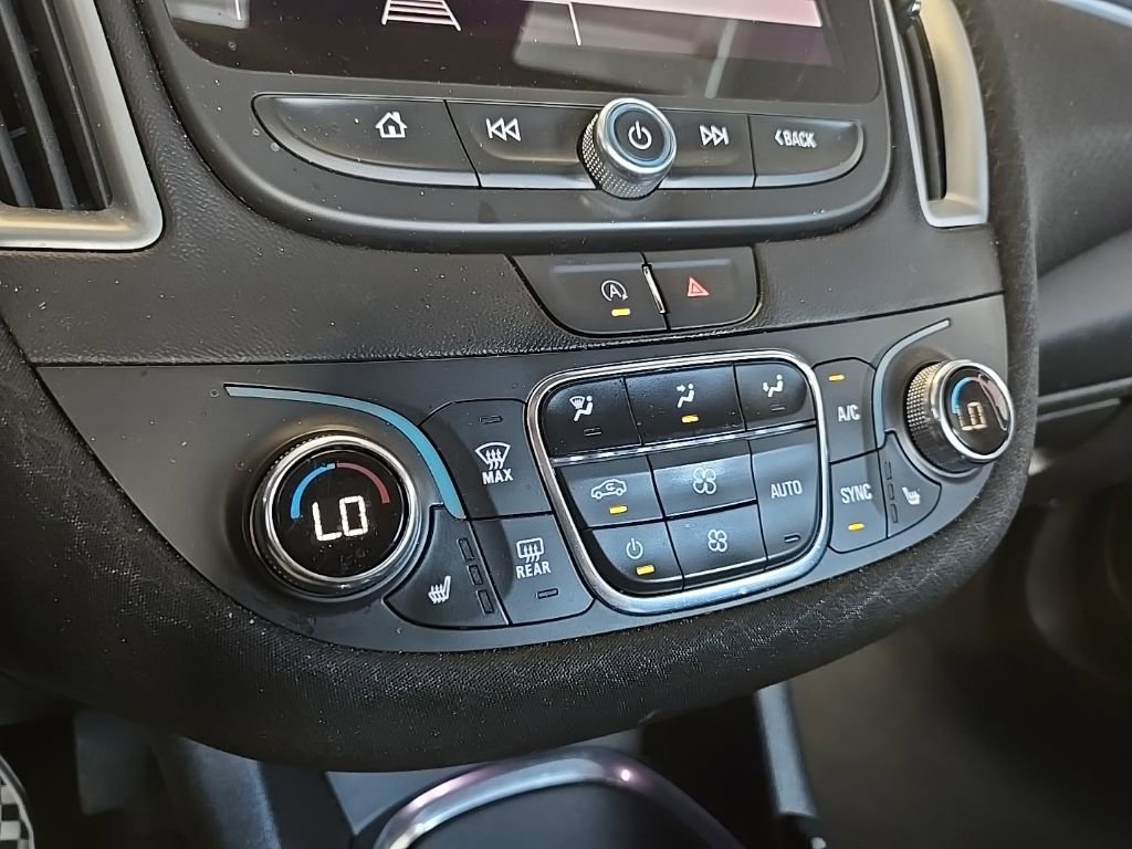 Used 2023 Chevrolet Malibu LT FWD image 29