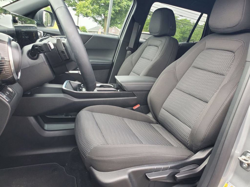 Certified 2026 Chevrolet Equinox LT FWD image 6