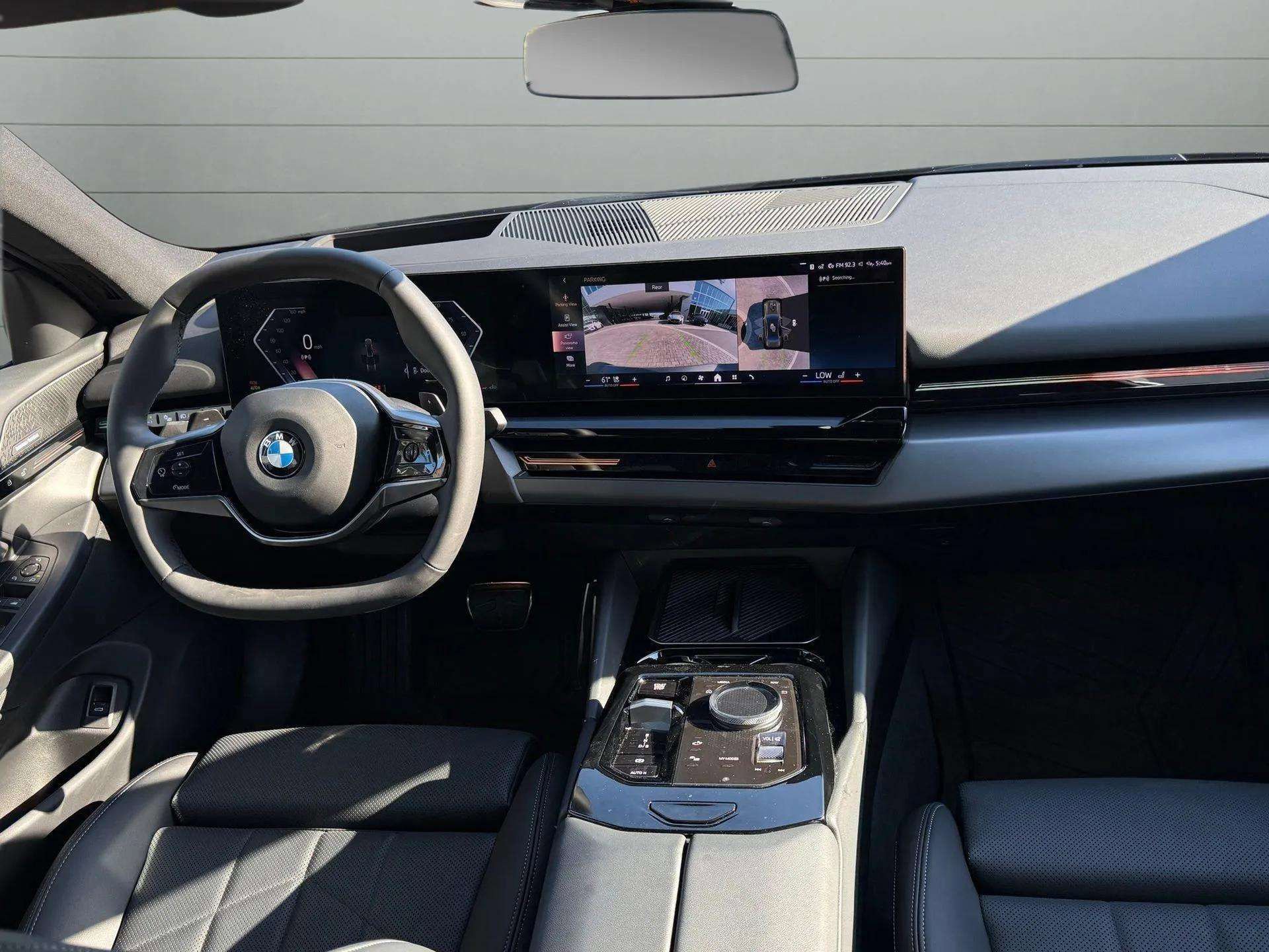 Used 2024 BMW 530i xDrive w/ Premium Package image 4