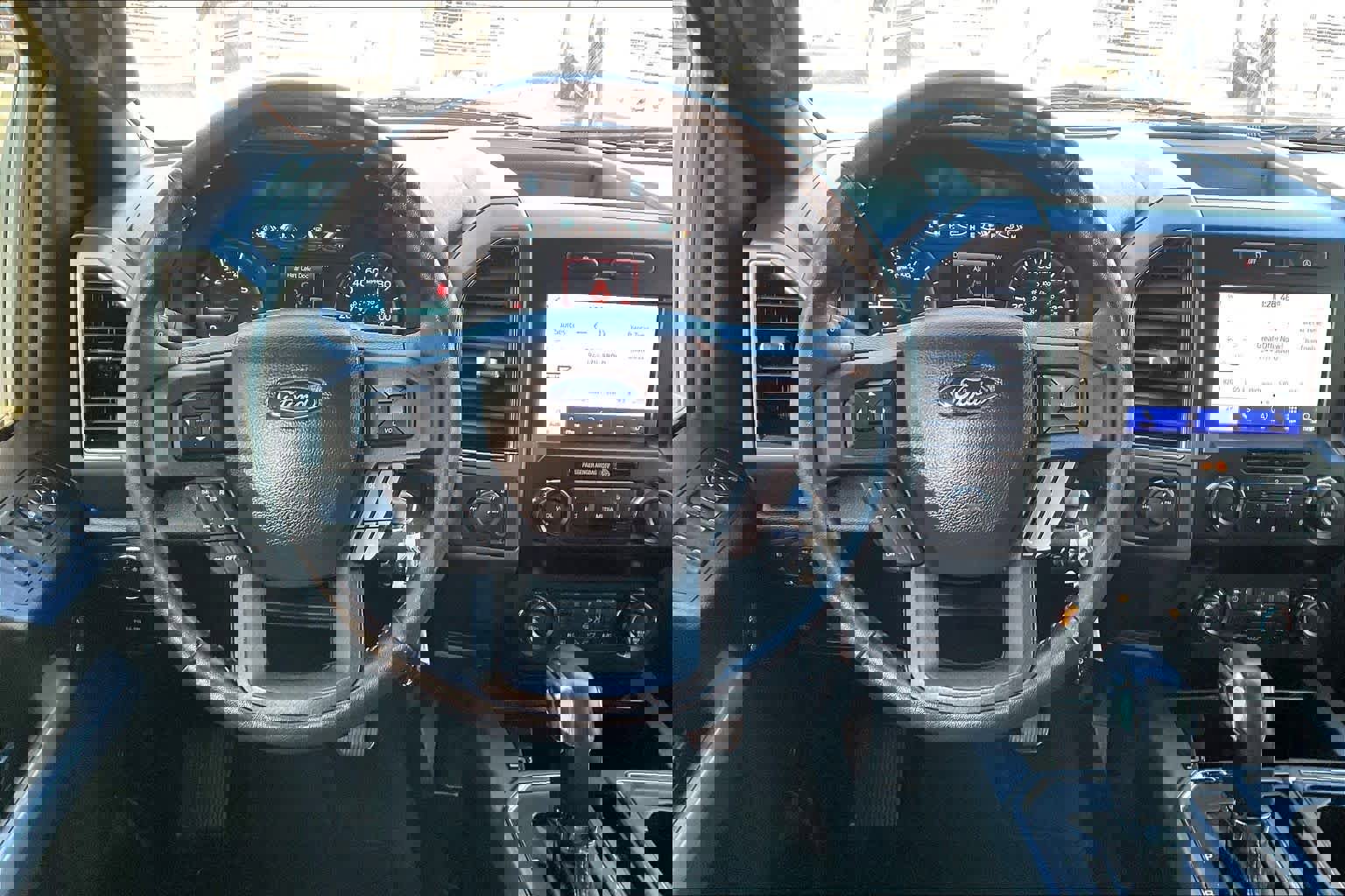 Used 2020 Ford F150 XLT w/ Equipment Group 302A Luxury image 5