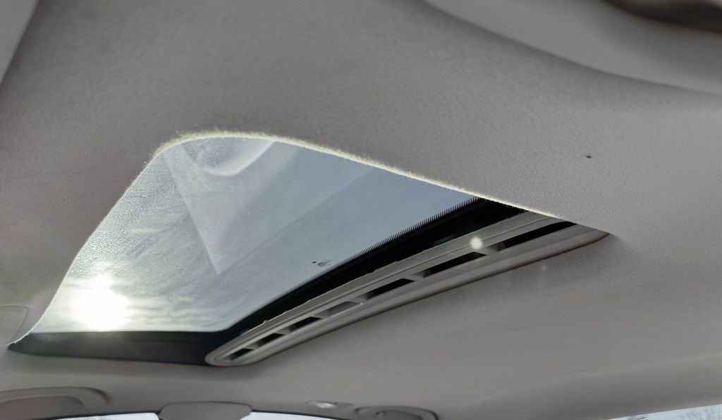 Used 1999 Volkswagen Passat GLS image 15