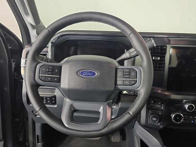 Certified 2025 Ford F450 Lariat w/ FX4 Off-Road Package image 13