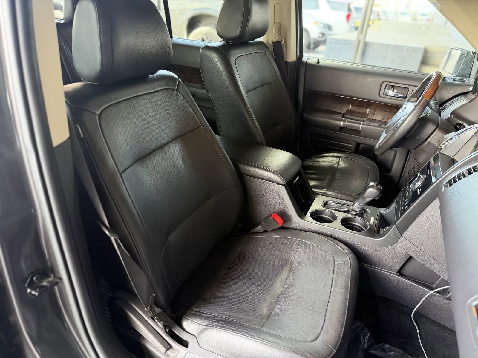 Used 2018 Ford Flex Limited image 21