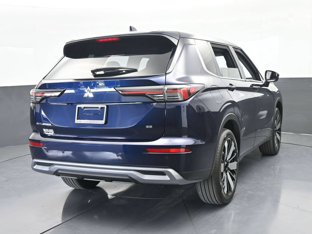 New 2026 Mitsubishi Outlander SE FWD image 5