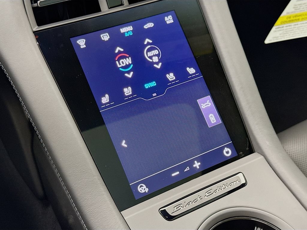 New 2026 Porsche Taycan AWD/4WD image 22