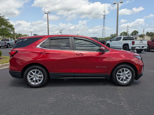 Used 2022 Chevrolet Equinox LT FWD image 2