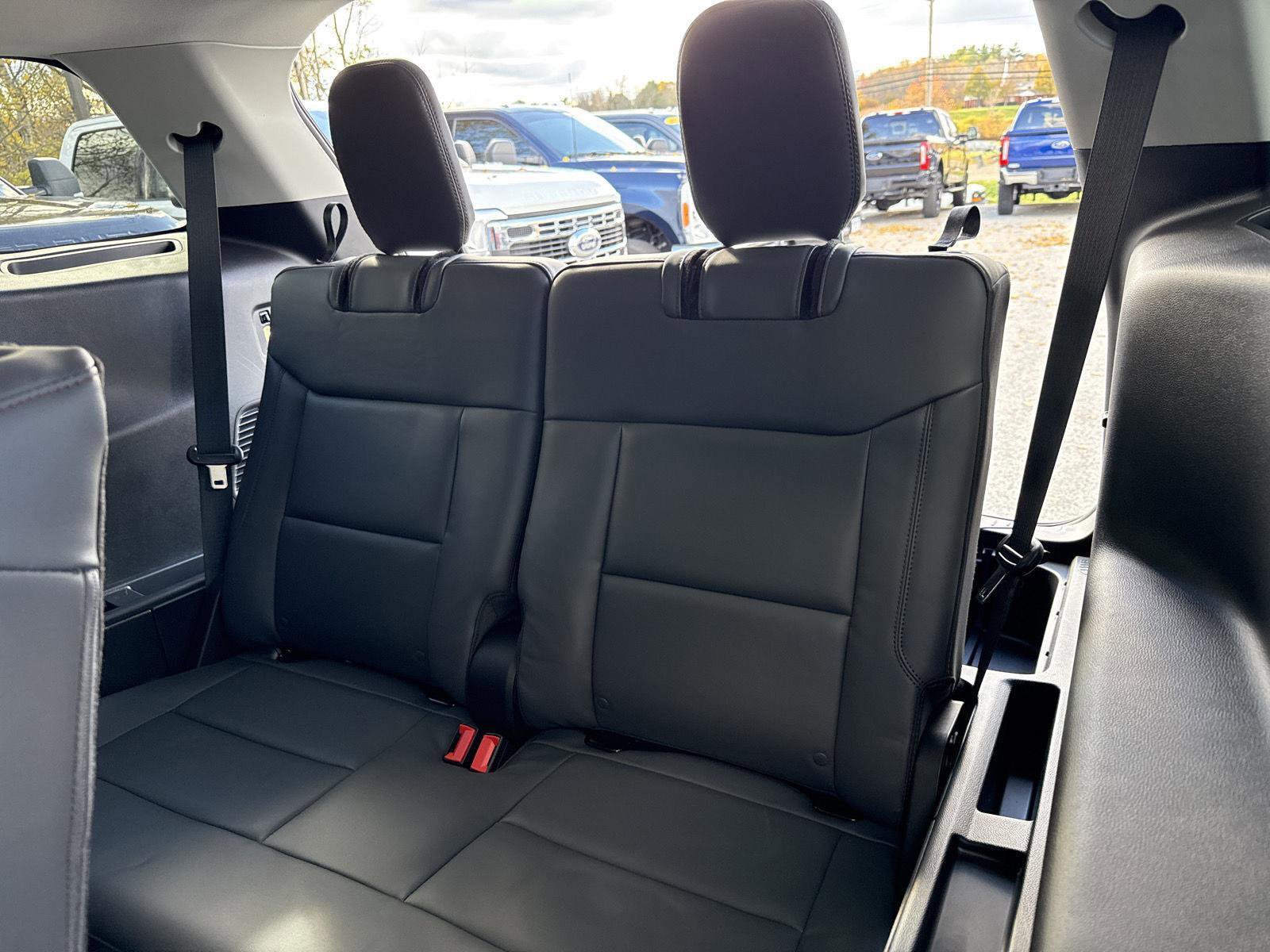 New 2025 Ford Explorer Active w/ Active Comfort Package image 13