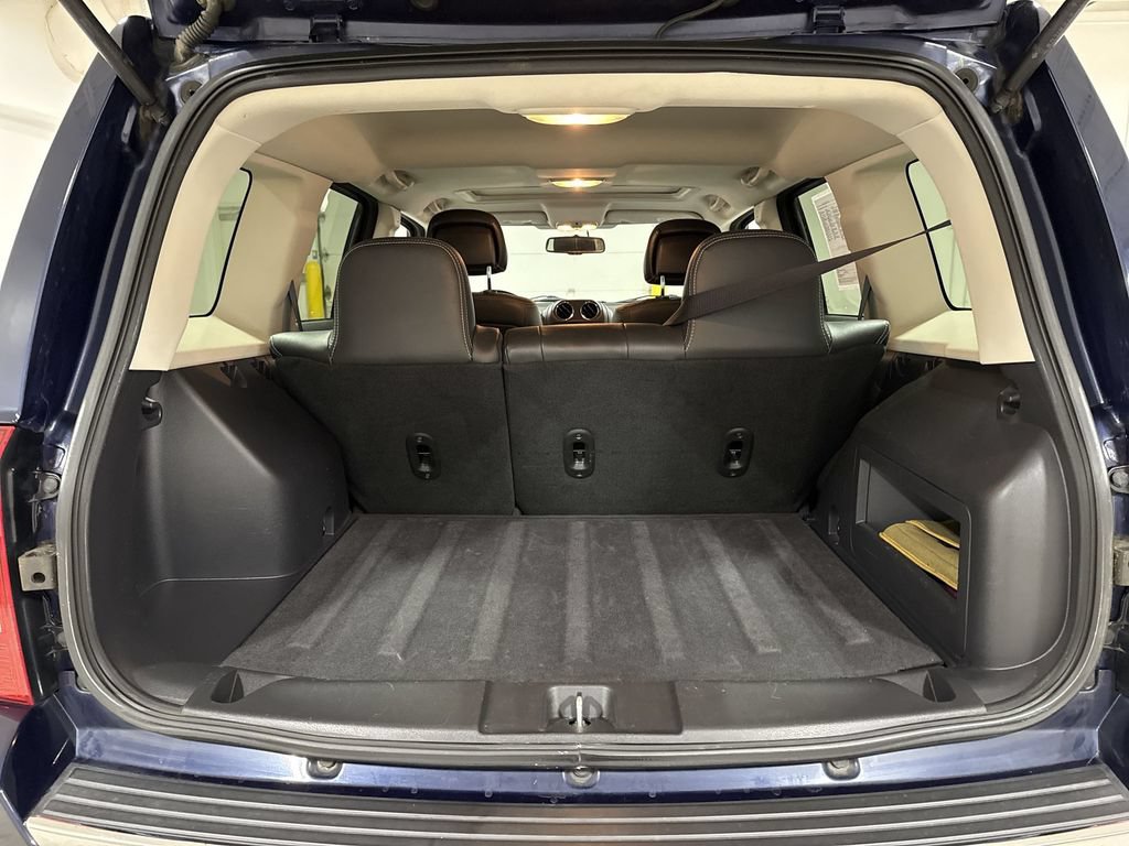 Used 2016 Jeep Patriot High Altitude AWD/4WD image 23