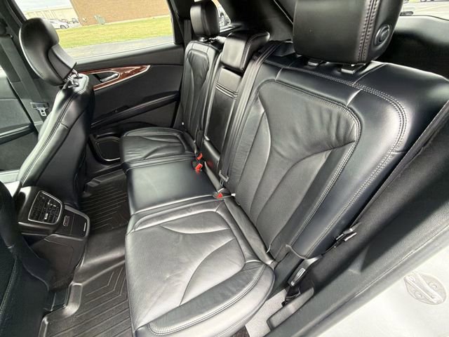 Used 2017 Lincoln MKX Reserve w/ Lincoln MKX Climate Package image 27