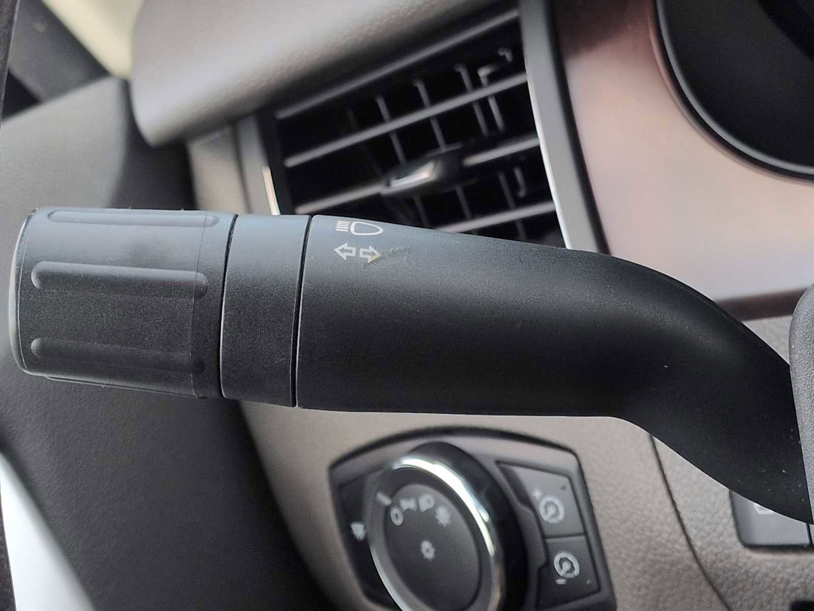 Used 2013 Ford Edge Limited w/ Driver Entry Pkg image 27