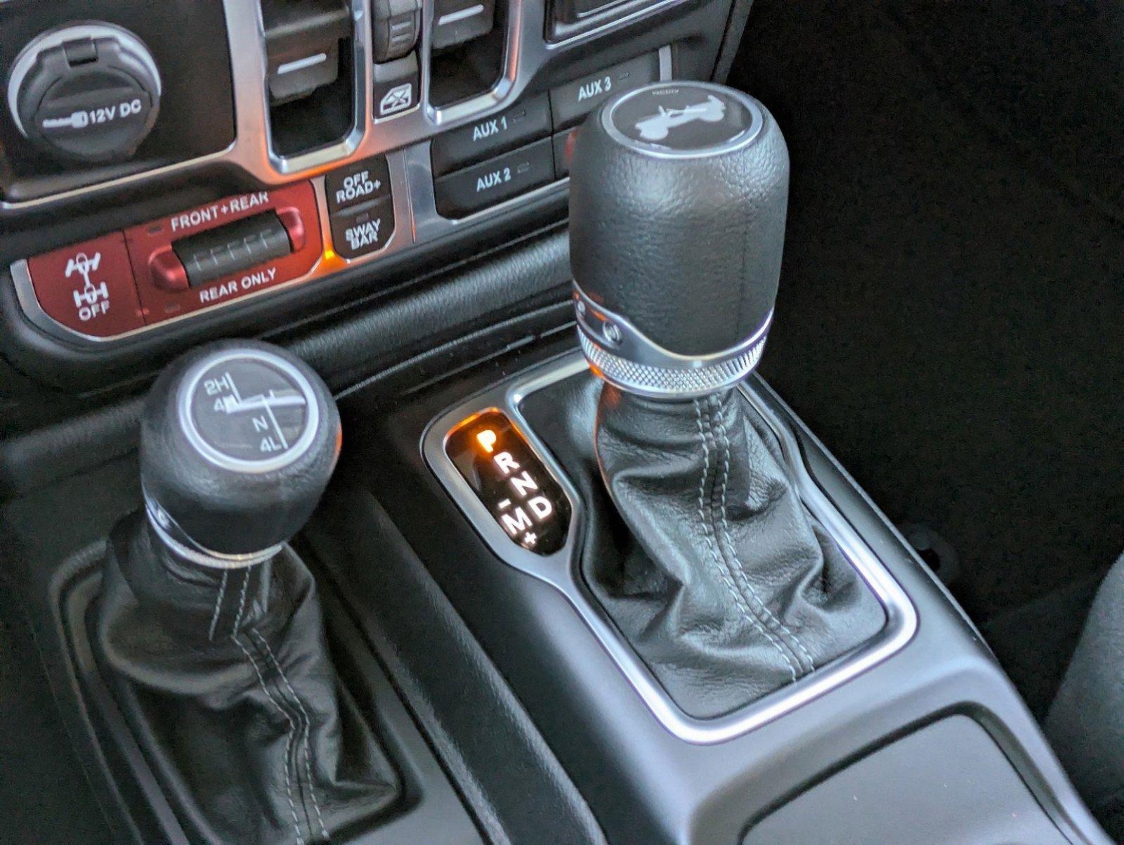 New 2025 Jeep Wrangler Unlimited Rubicon w/ Steel Bumper Group image 16