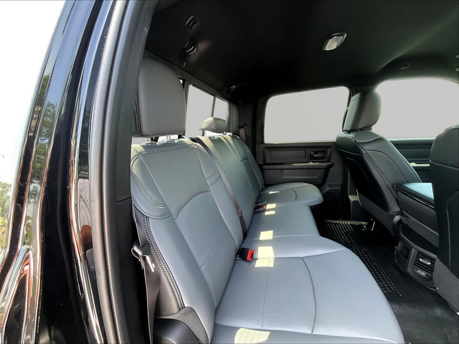 New 2026 RAM 3500 Tradesman AWD/4WD image 20