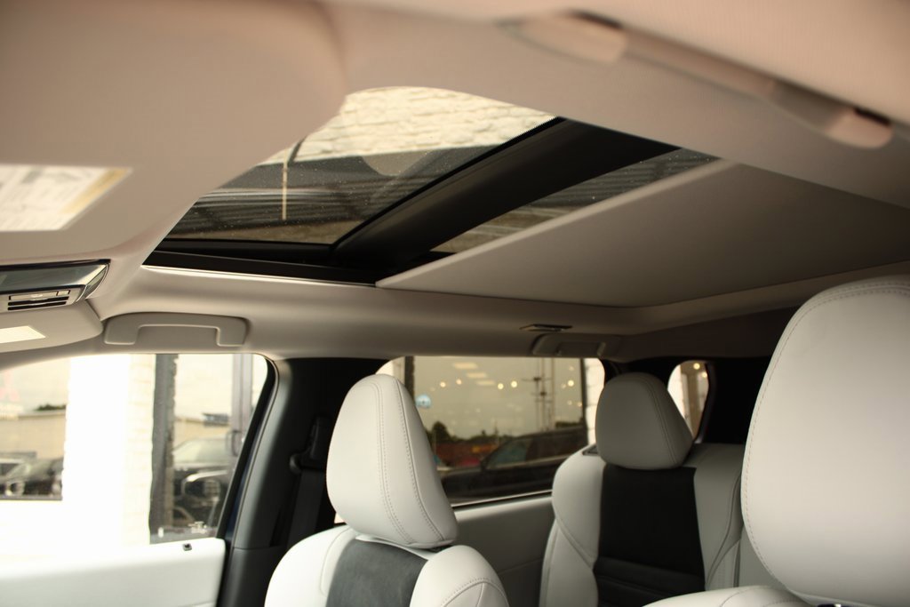 New 2025 Mitsubishi Outlander SE image 4