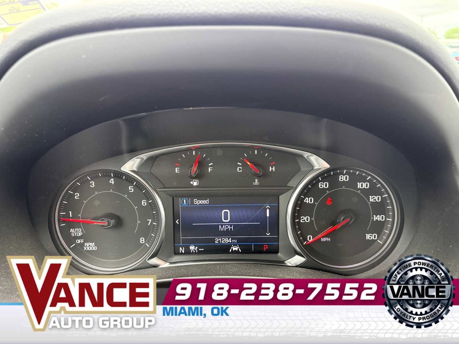 Used 2024 GMC Terrain SLE w/ Driver Convenience Package FWD image 31