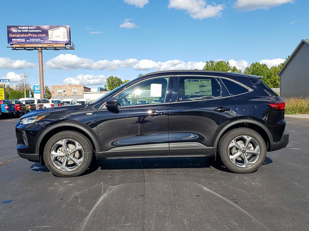 New 2026 Ford Escape ST-Line w/ Tech Pack #1 image 3