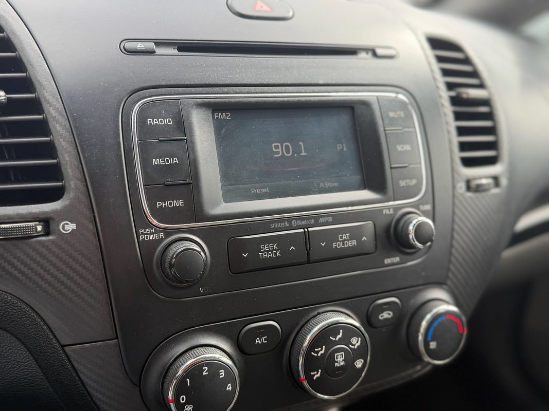 Used 2016 Kia Forte EX FWD image 18