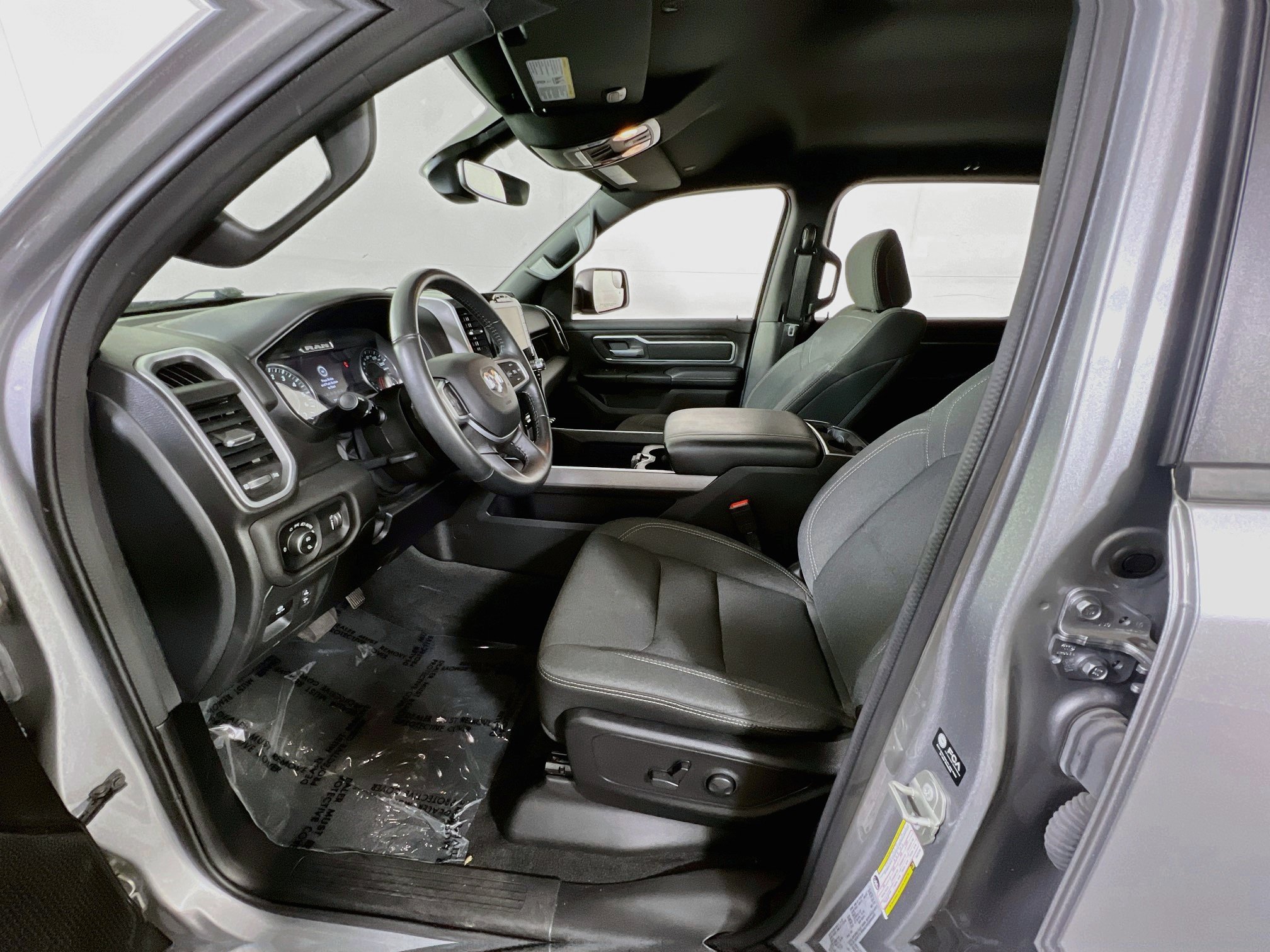 Used 2023 RAM 1500 Big Horn AWD/4WD image 20