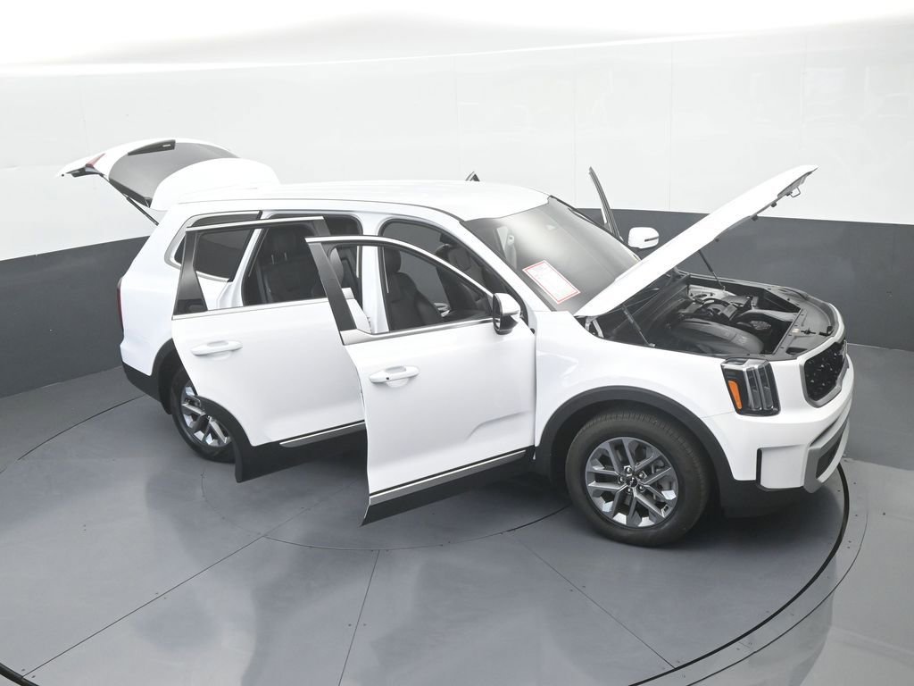 Used 2025 Kia Telluride LX FWD image 73